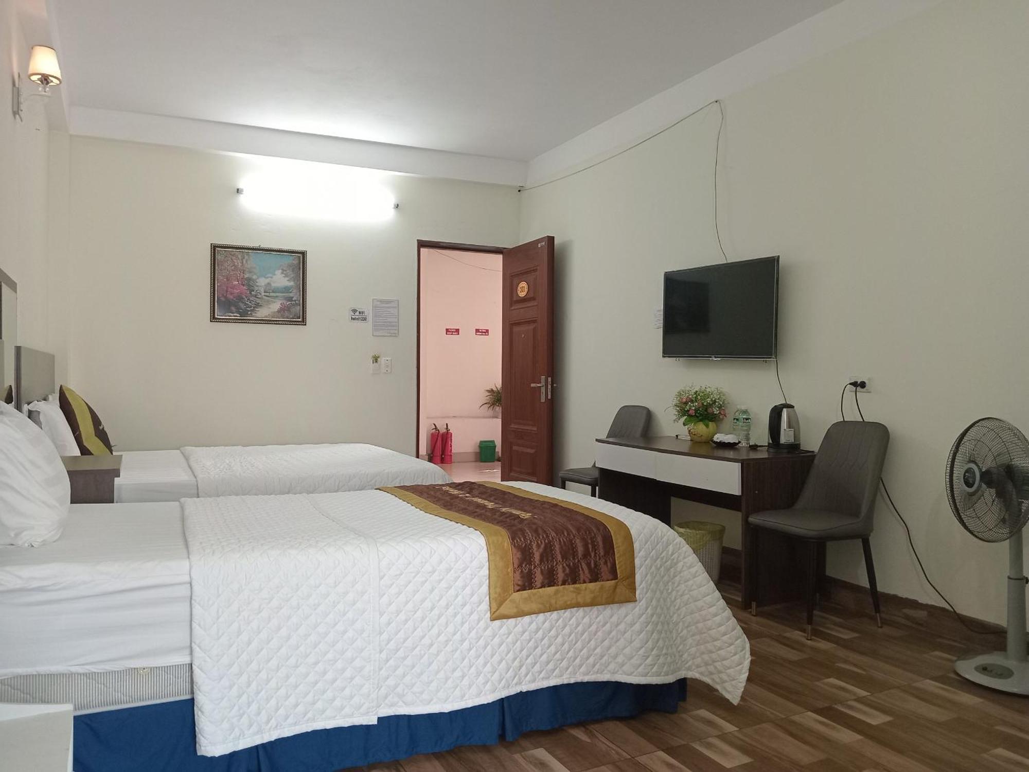 Family Transit 2 Hotel Ханой Экстерьер фото